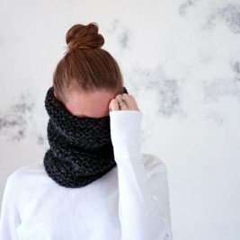 GRATITUDE - Women's Cowl Knitting Pattern GRATITUDE - Women's Cowl Knitting Pattern