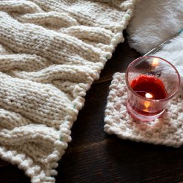 Super easy coaster FREE knitting pattern! Super easy coaster FREE knitting pattern!