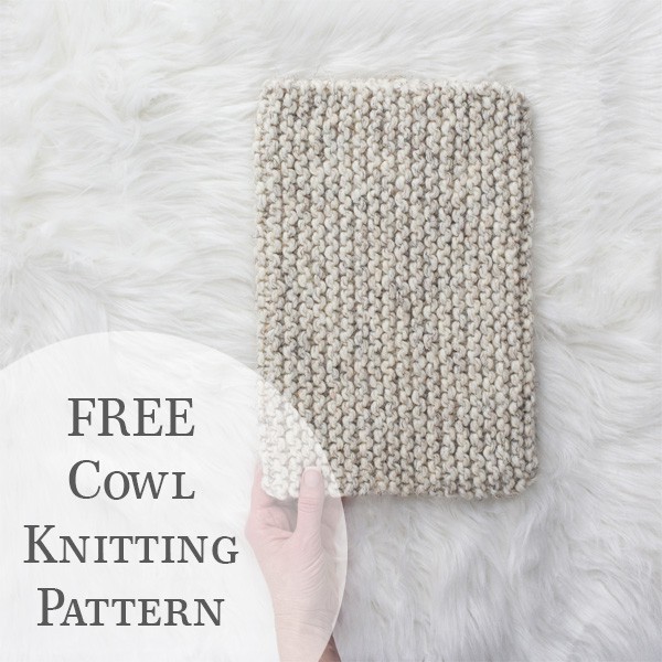 Garter Stitch Cowl Knitting Pattern : Humility