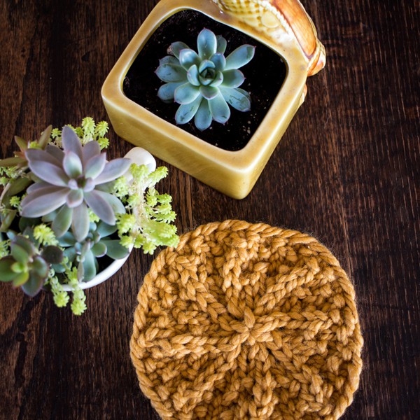 FREE Circle Coaster Knitting Pattern by Brome Fields.