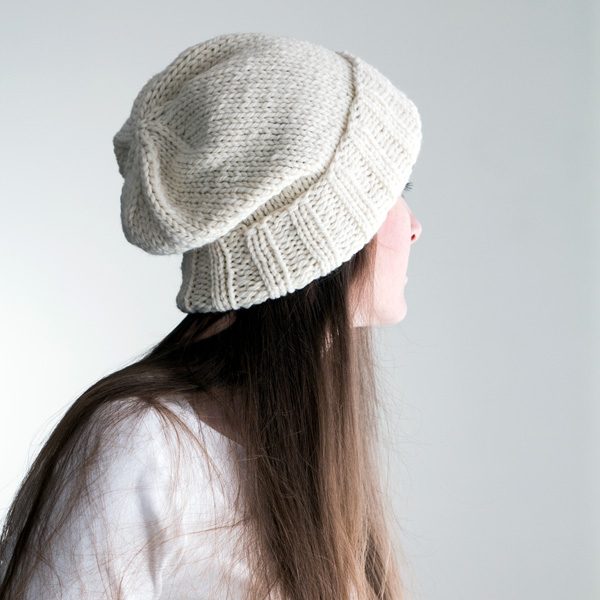 The perfect bulky slouchy hat knitting pattern ;)