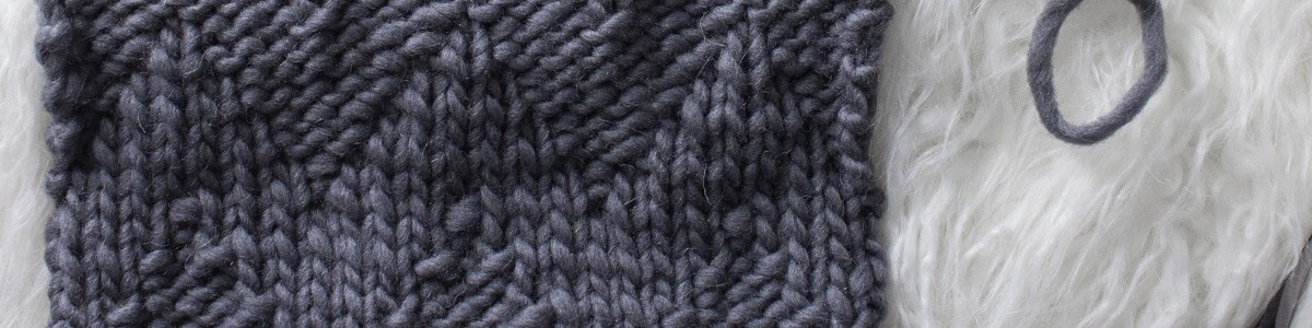 Chevron Knit Stitch : Day 16 of the 21 Days of Beginner Knit Stitches : Brome Fields : #21daysofbeginnerknitstitches
