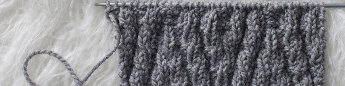 Elongated Chevron Knit Stitch : Day 17 of the 21 Days of Beginner Knit Stitches : Brome Fields : #21daysofbeginnerknitstitches