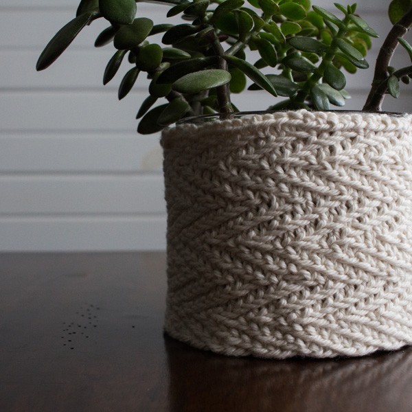 Herringbone Plant Pot Knitting Pattern