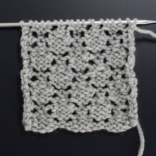 Swatch of the Back Side of the Simple Diamonds Lace Knit Stitch