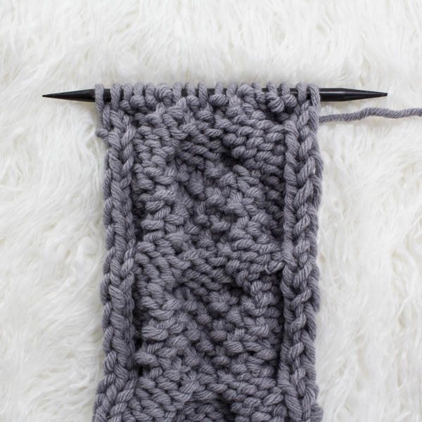 Seed Stitch Horseshoe Cable Knit Stitch : Print it Now