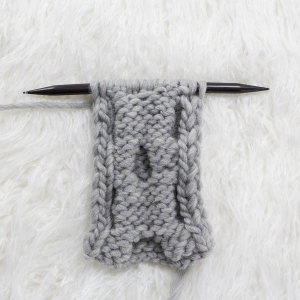 swatch of cable knit stitch