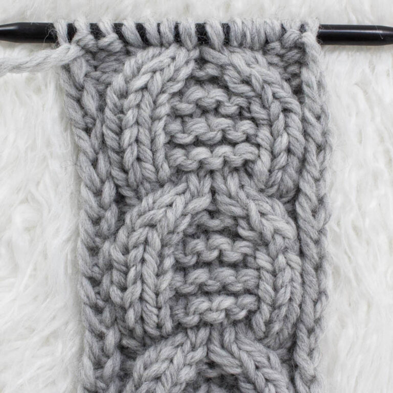 Garter Horseshoe Cable Knitting Stitch Pattern