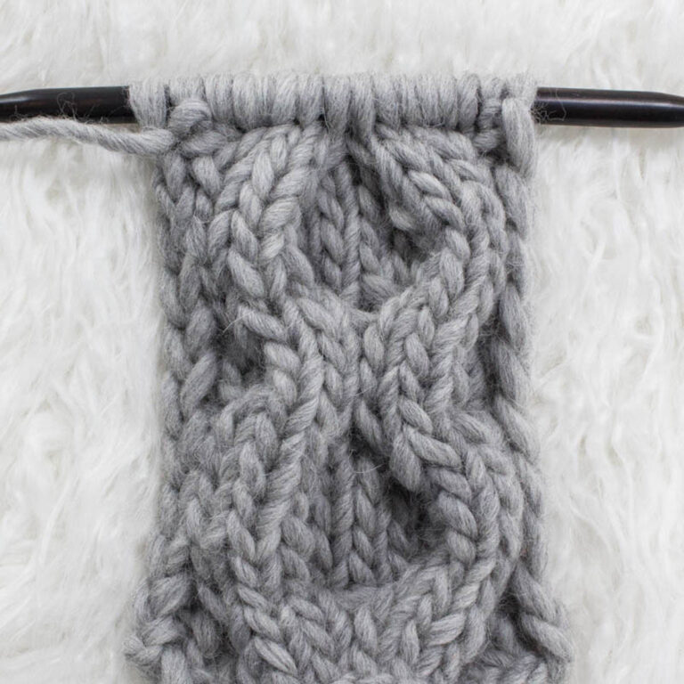 Large Circle Cable Knitting Stitch Pattern