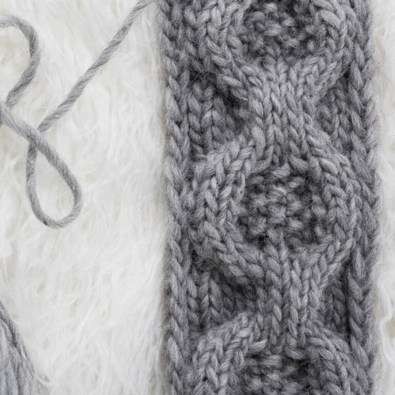 Medallion Cable Knitting Stitch Pattern