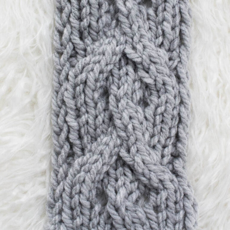 Twisted Eyelet Cable Knitting Stitch Pattern