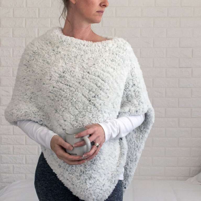 Amazing Faux Fur Poncho Knitting Pattern