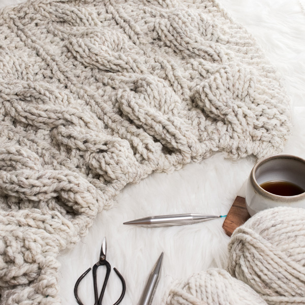 Super Chunky Cable Knit Blanket Pattern, Free