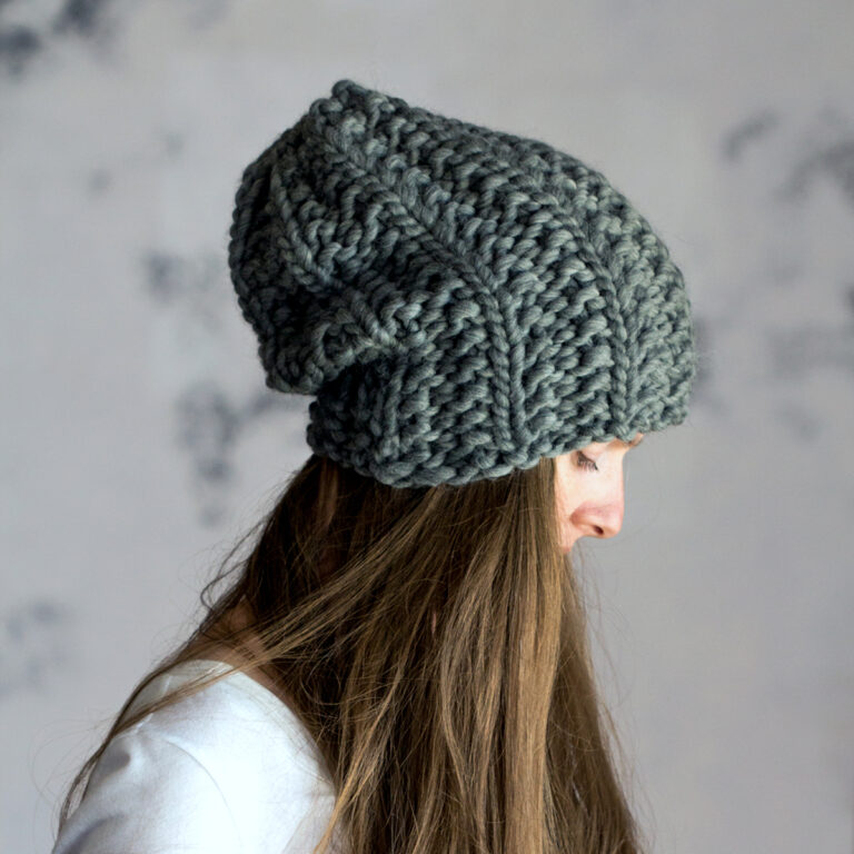 model wearing a Women's Chunky Knit Hat