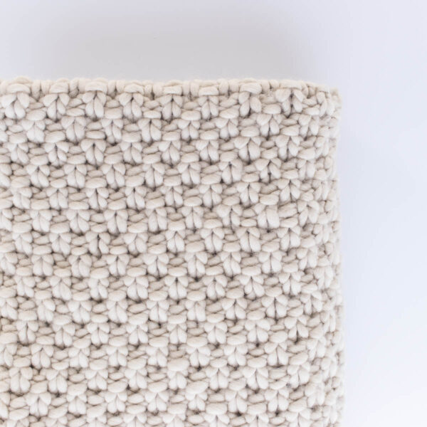pic of a overnight chunky throw blanket