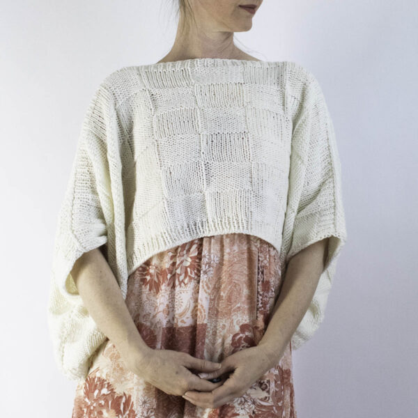 Seamless quilt poncho pattern worn with the perfect summer dress